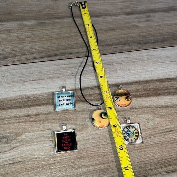 Interchangeable pendant set 5 pendants with a 16” cord hand crafted glass art - Picture 7 of 9